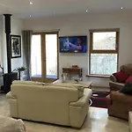 Luxurious Studio Apartment In Fahan Co Donegal