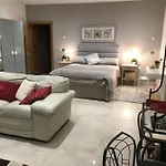 Luxurious Studio Apartment In Fahan Co Donegal